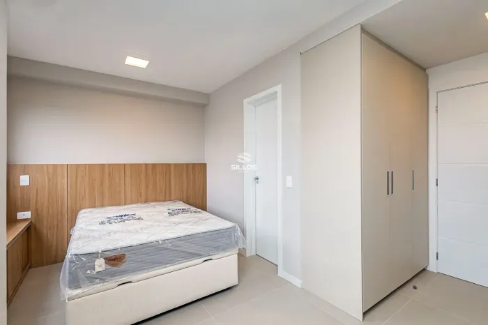 Studio para alugar com 1 quarto no Novo Mundo em Curitiba