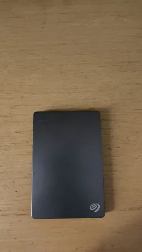 HD externo Seagate 2 terabytes