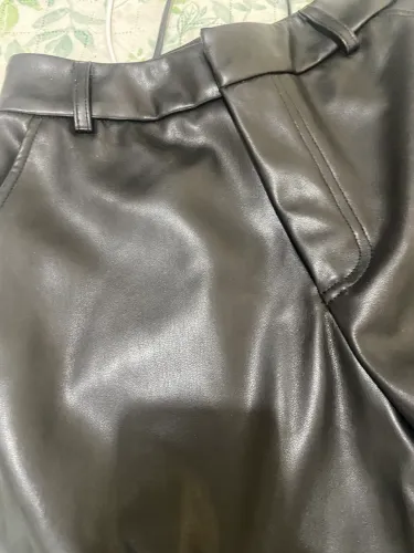 Calça preta