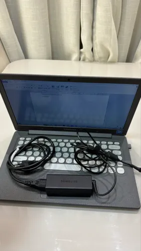 Notebook Samsung ( leia a descrição)