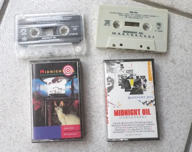 Midnight Oil - 02 Fitas K7- 10,9,8,7,6,5,4,3,2,1 - Species deceases