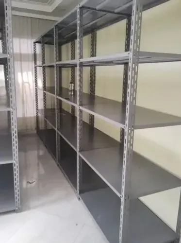 Prateleiras estantes de aço