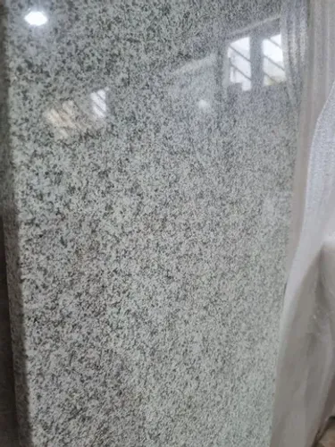 Balcão de pedra granito dalas