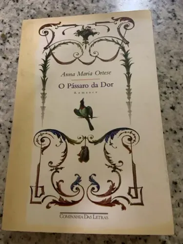Livro o Pássaro da Dor