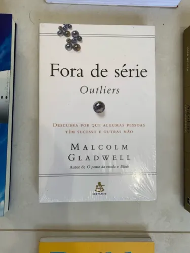 Oportunidade lote de livros 