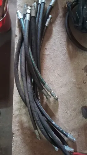 14 Mangueiras Hidráulicas