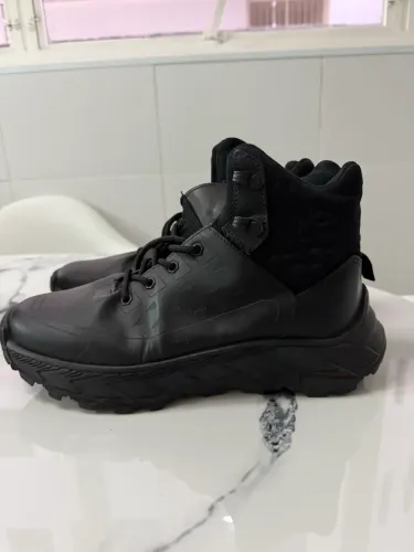 Bota Treckking Couro