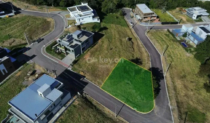 Terreno Exclusivo no Quinta do Lago Residence Viva com Sofisticação e Qualidade de Vida