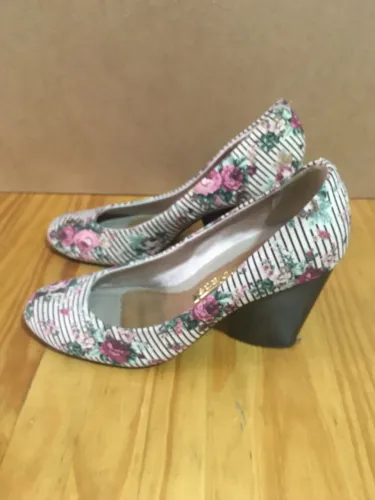 Sapato tipo boneca feminina 38