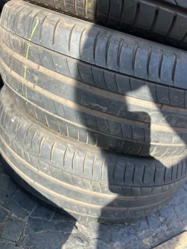 Pneu 195/60/15 Michelin 77% Vida