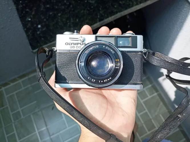 Olympus 35 DC 40mm