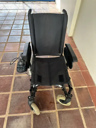 Cadeira de roda elétrica Ortobam