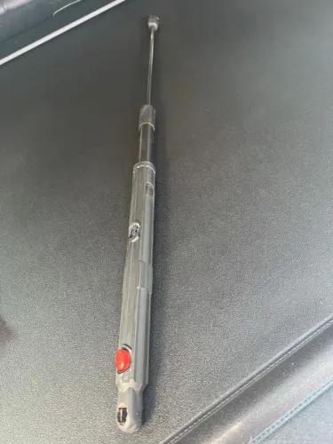 Vendo amortecedor capô dianteiro original lado motorista 