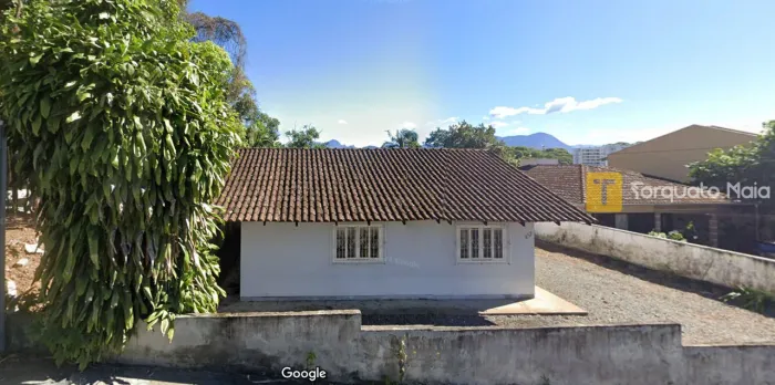 Terreno Amplo no Costa e Silva  Oportunidade para Investidores