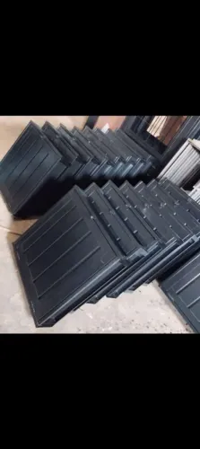 Contrata gerente de produção