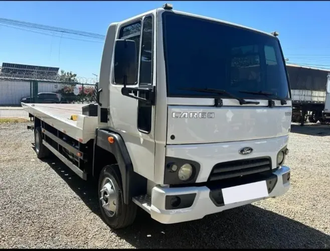 Ford Cargo 1119 plataforma guincho 2016