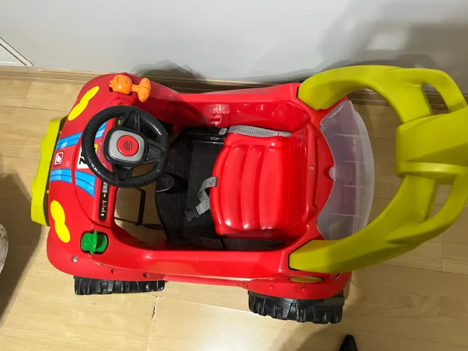 Carrinho passeio e pedal vermelho bandeirantes