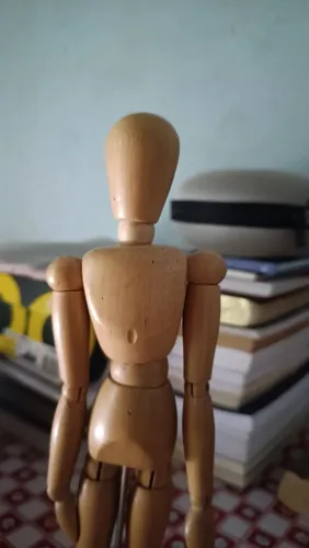 Boneco Articulado para Desenho - Madeira