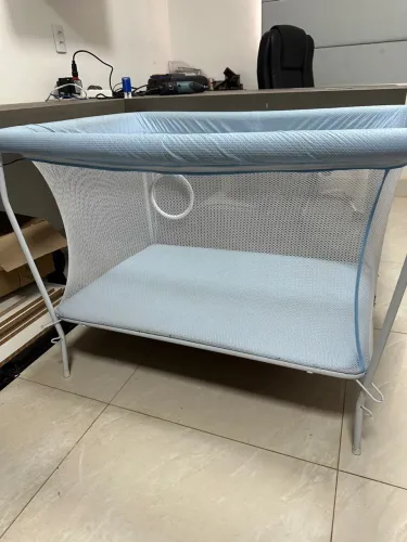 Berço Portátil Azul - Conforto e Segurança