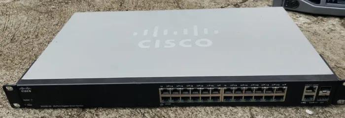 Switches Cisco Sg300-26 Small Business 300 Series Gerenciavel