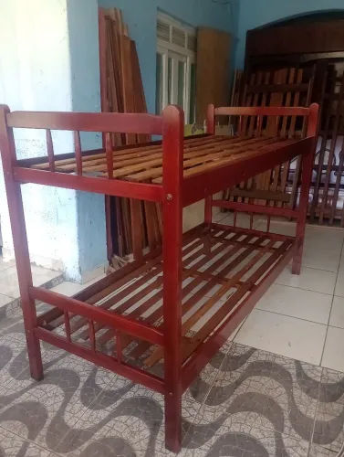 Promoção!Beliche de madeira maciça! 549,00