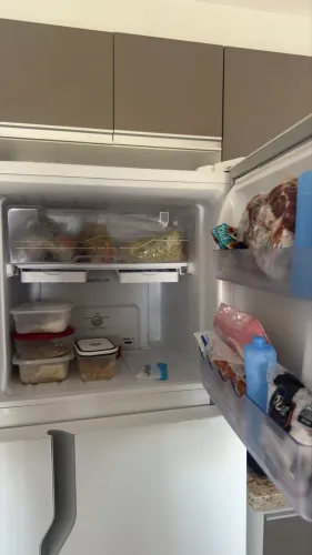 Geladeira/Refrigerador Frost Free Electrolux 371 litros (DFN41) 127V  - Seminova 