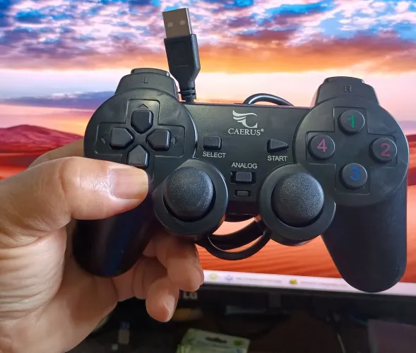 Kit com 2 controles joystick USB analógico para PC