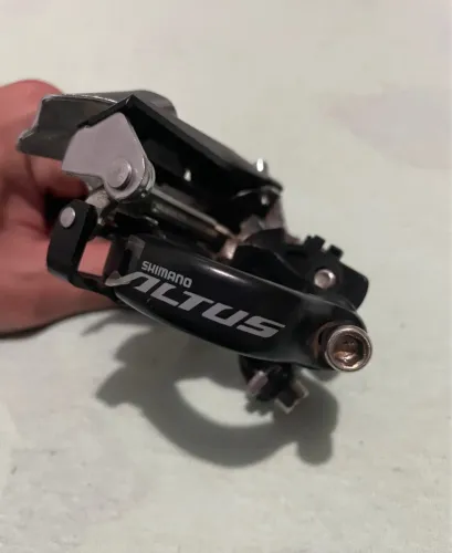 Câmbio Dianteiro Shimano Altus 