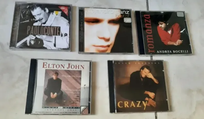 Lote De 5 Cd  Paolo Conte - Sanz - Bocelli  - Iglesias - Elton John