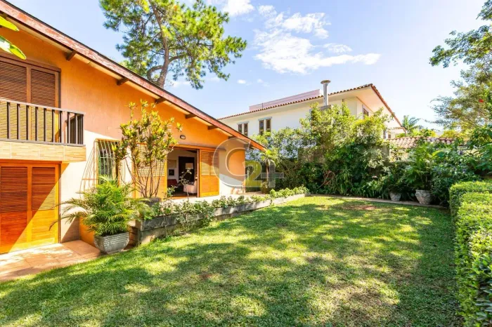 Casa de condomínio à venda no Campo Belo, 4 quartos, 4 suítes, 4 vagas de garagem