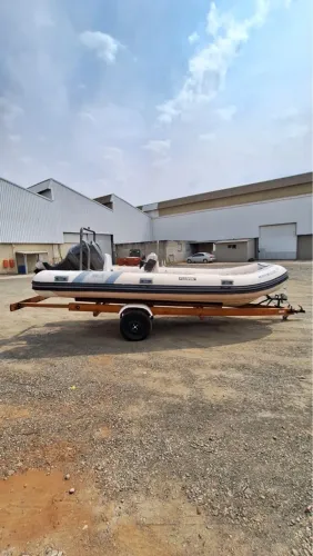 Bote Inflável Flexboat SR17 LX