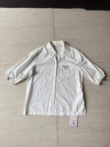 Camisa feminina Prada