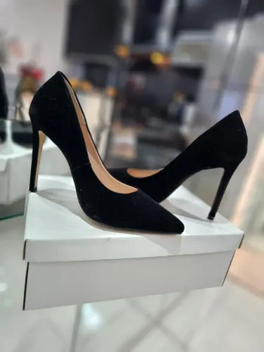 Scarpin Preto Clássico