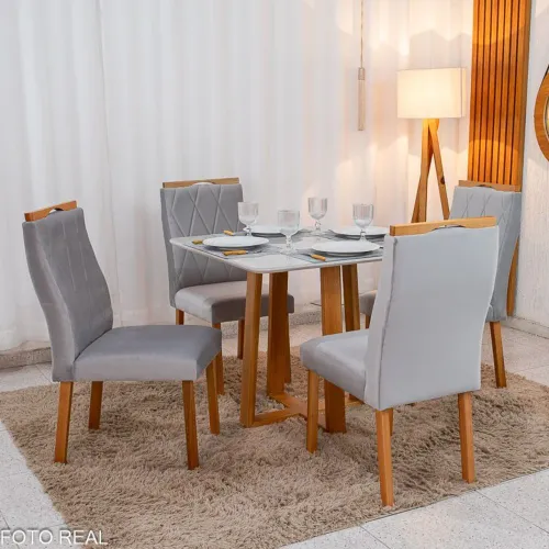 MESA BRILHO MAX COM BASE JÁ MONTADA E CADEIRAS TAMBÉM TUDO EM MADEIRA MACIÇA!! UWUTTRU