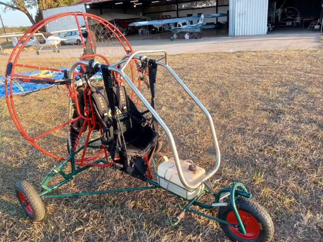 PARATRIKE SOLO COMPLETO