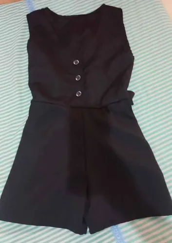 Macacão preto feminino