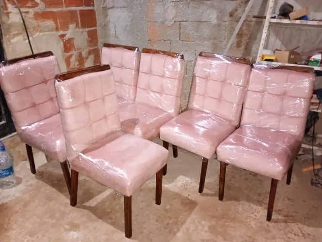 Jogo de  Cadeiras Estofadas 