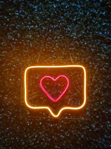 Letreiro Néon led Placa acrílico 