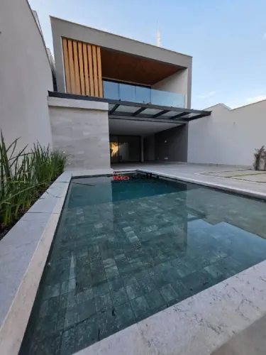 RIO MAR II Casa em Condomínio na Barra da Tijuca - 4 quartos, 4 suítes, 6 banheiros, 2 vag