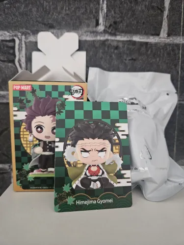 Popmart Demon Slayer Miniatura