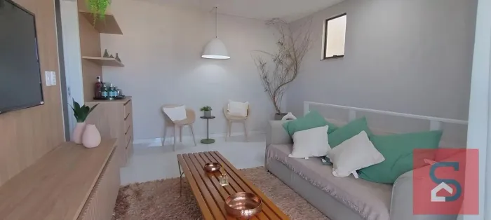 Compre Cobertura com 3 Dormitórios, 2 Suítes, 1 Vaga e com 225M² em Vila Nova por R$ 990.0