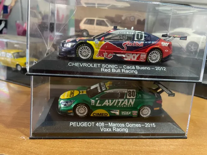 Miniaturas de carros de corrida - Coleção