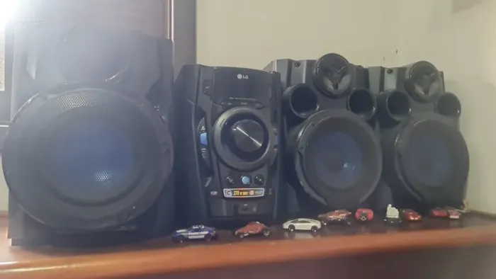 LG MINI HIFI SYSTEM RAT376B