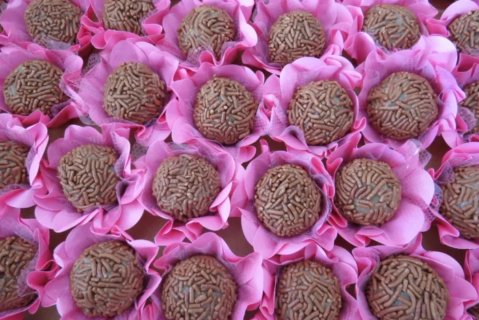 Brigadeiros, Doces Finos para Casamentos Festas