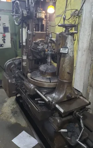 geradora de engrenagem marca PFAUTER (fresadora renania )...Aceito veículo.