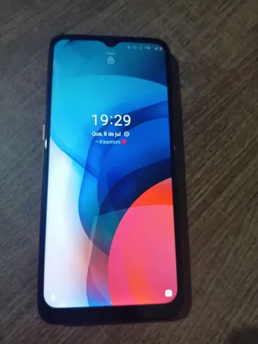 Celular moto E 7 plus * tela escurece ao ouvir áudio