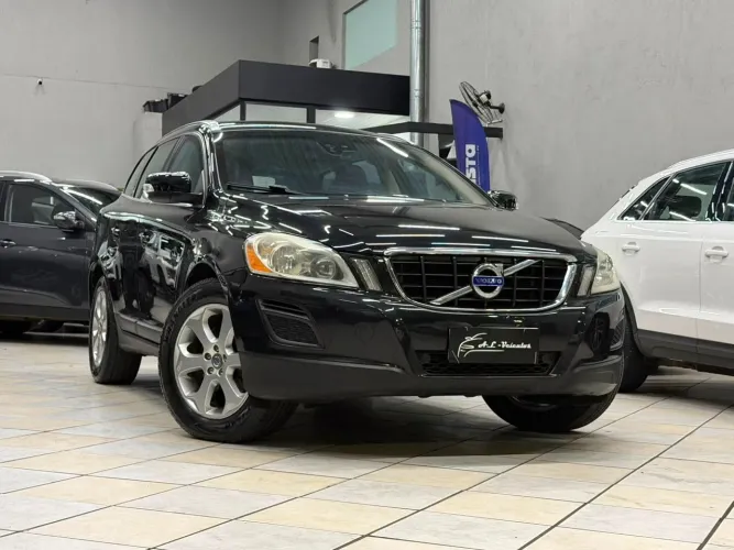 Volvo XC-60 XC 60 T-5 Dynamic 2.0 FWD Turbo Gasolina 4P AUT 2011