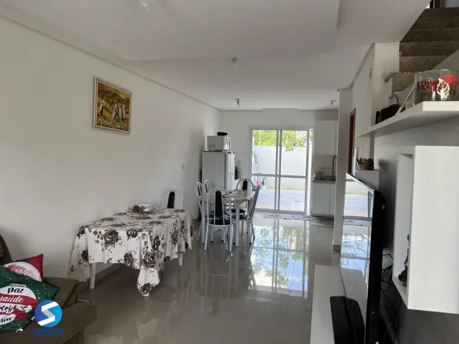 Casa Condominio 3 dormitórios 2 vagas no Verdes Campos DESOCUPADA