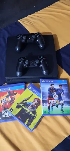 PS4 Slim 1TB Completo - 2 Controles + 3 Jogos - R$ 1.250