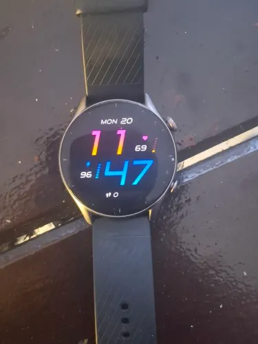 Smartwatch Amazfit GTR 3 - Tela AMOLED Bateria até 21 dias, GPS Integrado Excelente Estado